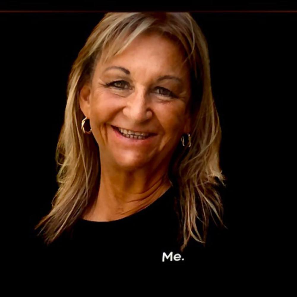 Meet your Posher, Carol